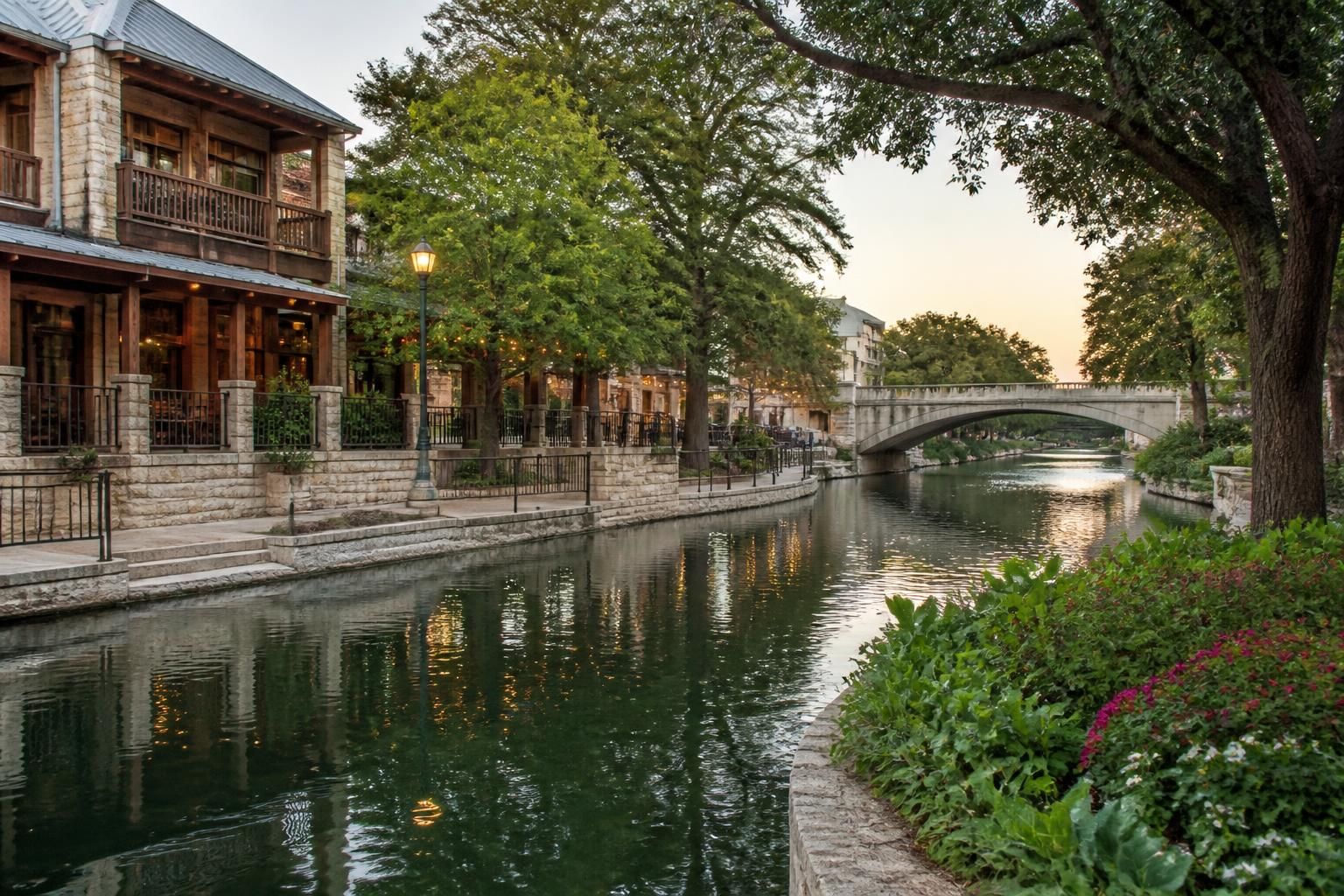 Pleasant downtown scene in New Braunfels